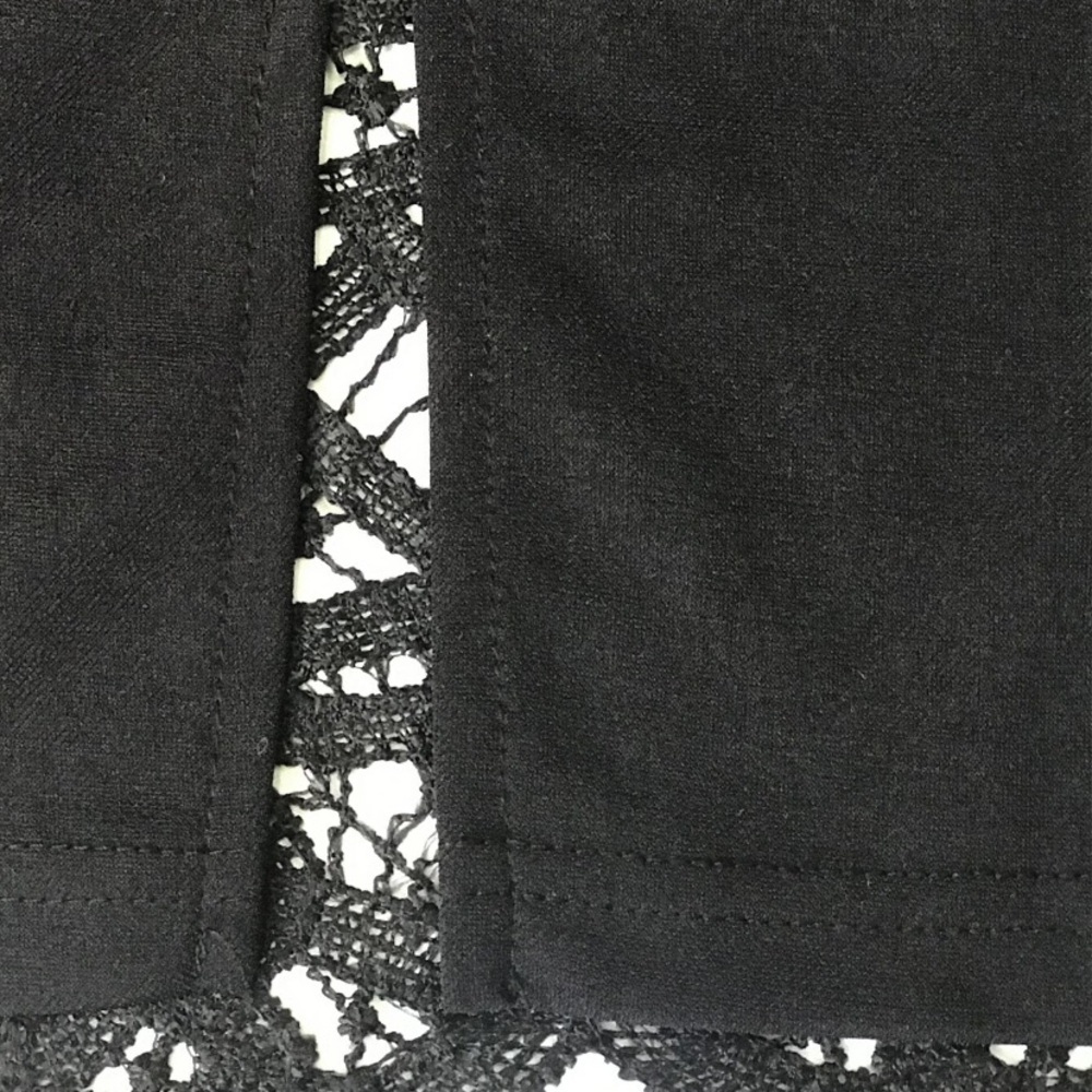 Woman dress Split Back Lace Halter Dress - Picture 12 of 12